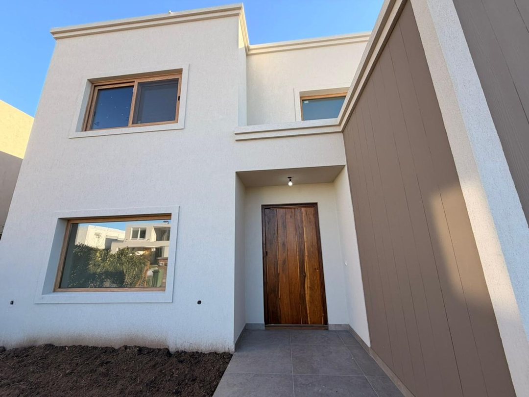 Venta Casa 5 ambientes, Santa Ana, Villanueva