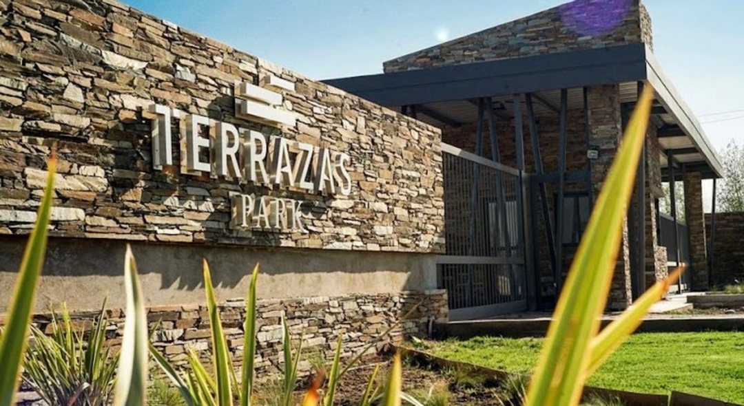 CASA EN VENTA TERRAZAS  PARK MAIPU A ESTRENAR