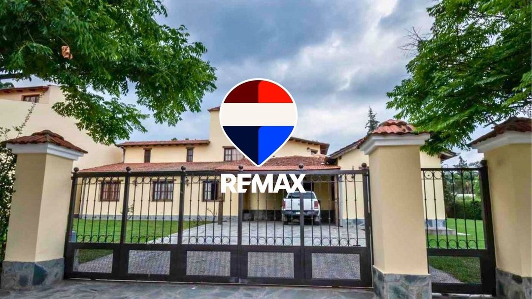 CASA 4 DORMITORIOS ALMUDENA 2000M2