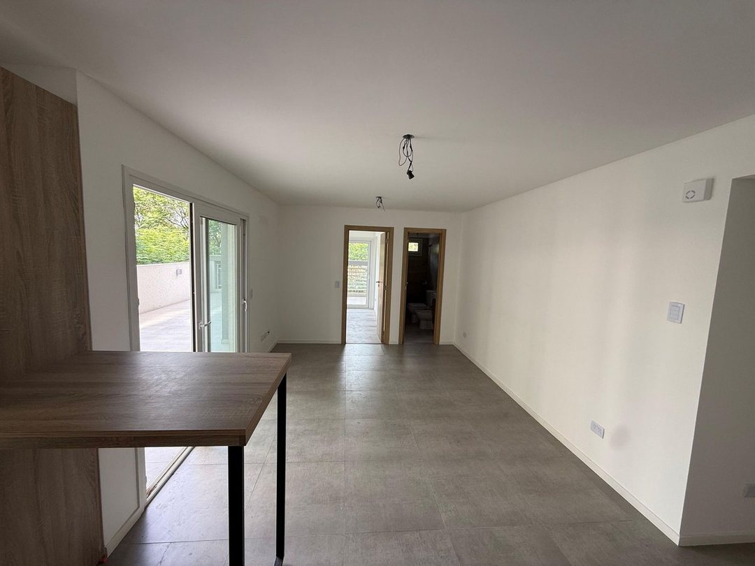 VENTA  2 AMBIENTES A ESTRENAR ITUZAINGO