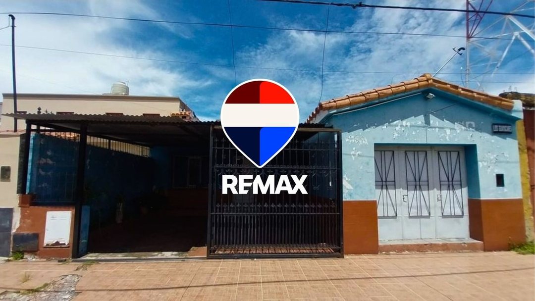 CASA 3 DORM VENTA B° FERROVIARIO A RECICLAR