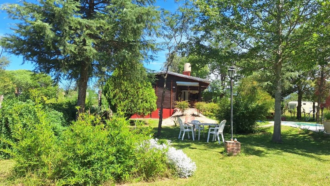 VENTA CASA CON PILETA, DIQUE CHICO OPORTUNIDAD!