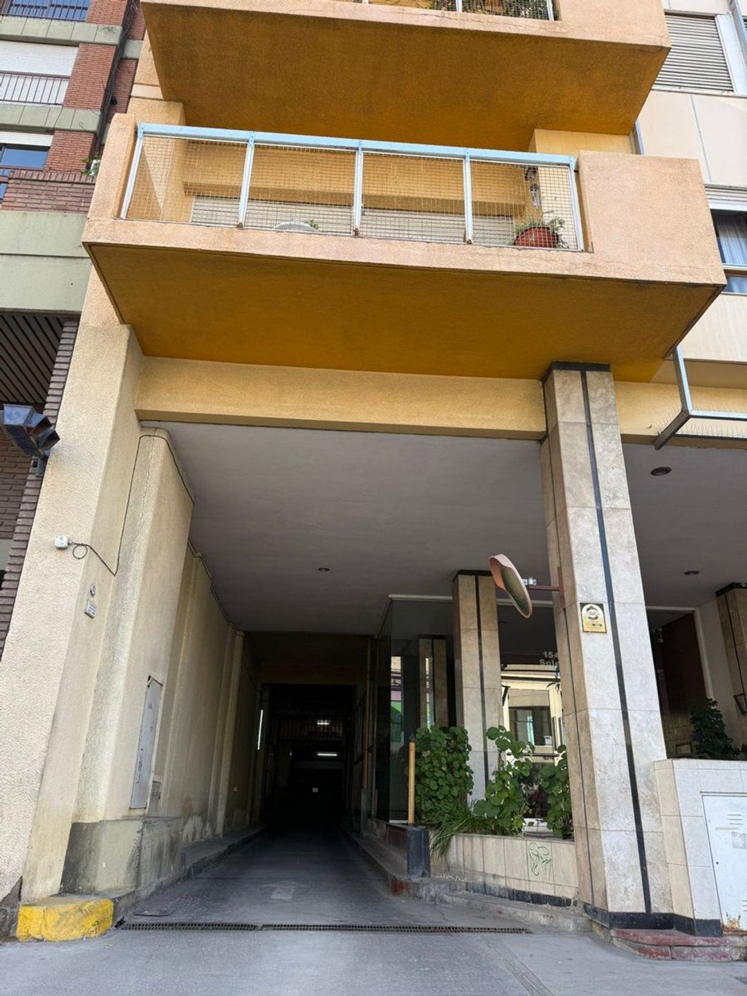 VENTA- COCHERA SOLER 152