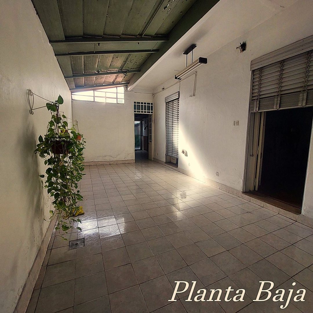 VENTA CASA/LOTE VERSALLES-MULTIFAMILIAR/DESARROLLO
