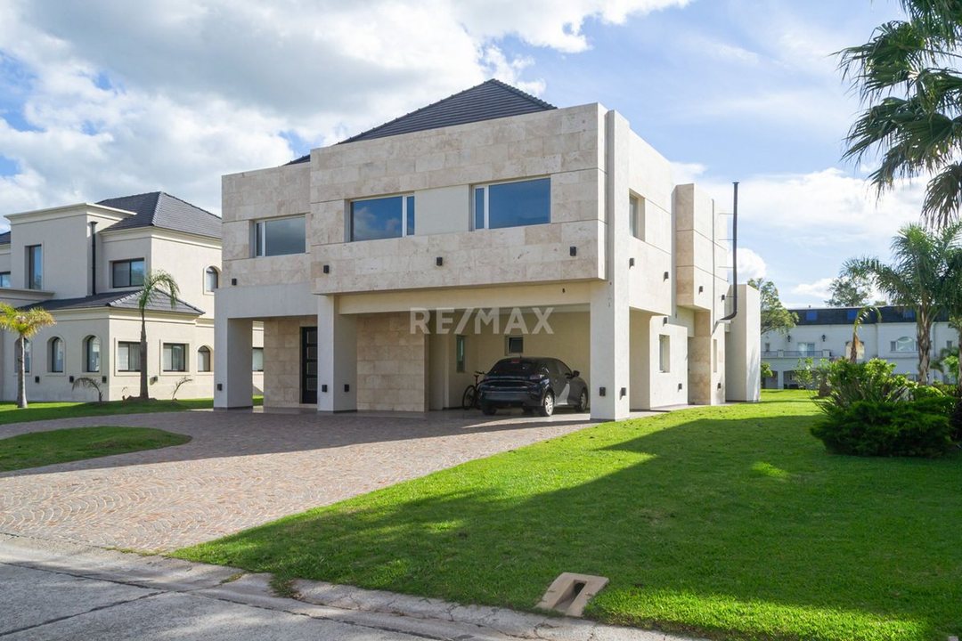 CASA EN VENTA SAINT THOMAS ESTE OESTE 7 AMB CUOTAS