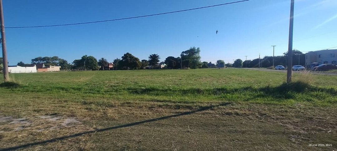 VENTA IMPORTANTE LOTE MAR CHIQUITA 450 M2
