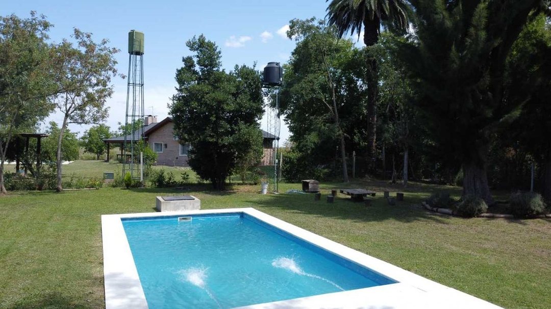 VENTA EXALTACION DE LA CRUZ QUINTA PILETA CABAÑA