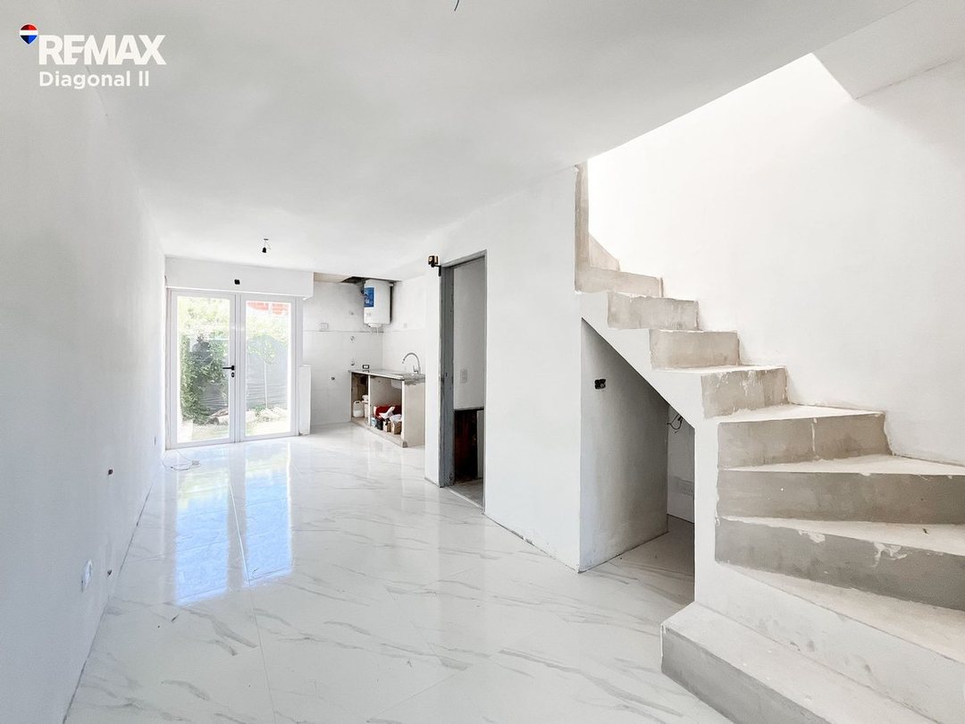 DUPLEX EN VENTA EN VILLA ELISA