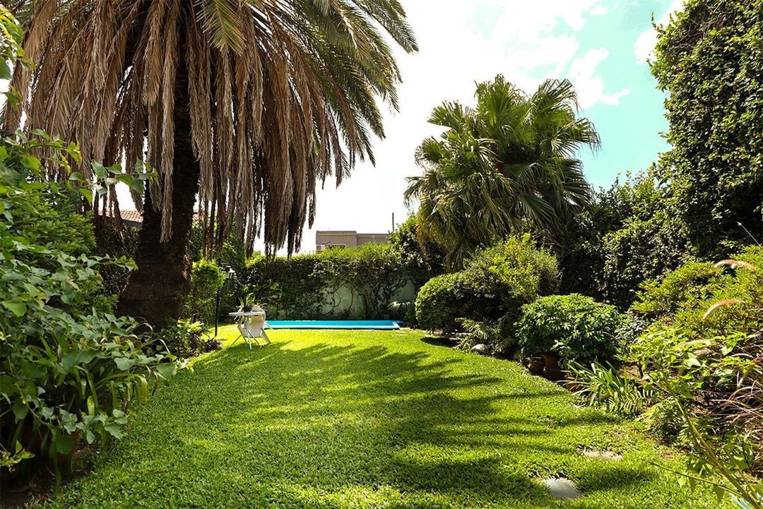 VENTA CASA 5 AMB PARQUE PILETA COCHERA HAEDO