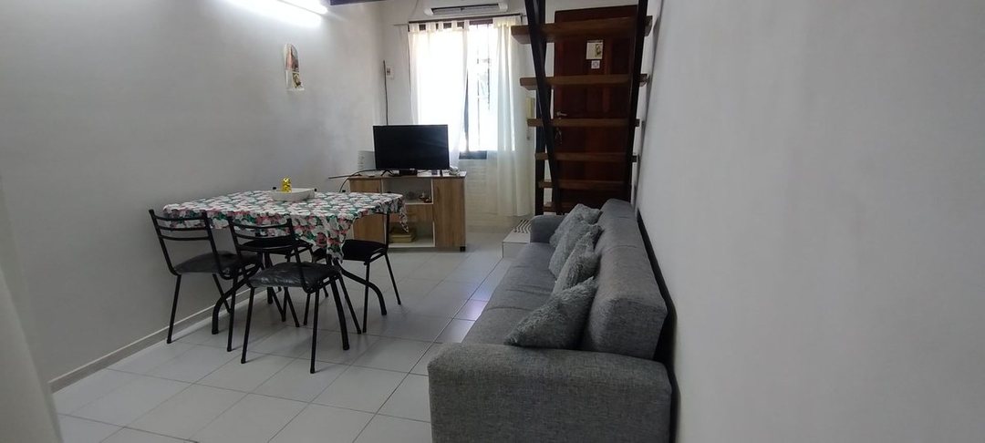 VENTA-DUPLEX- 2 AMBIENTES Y MEDIO-PATIO-SAN JUSTO