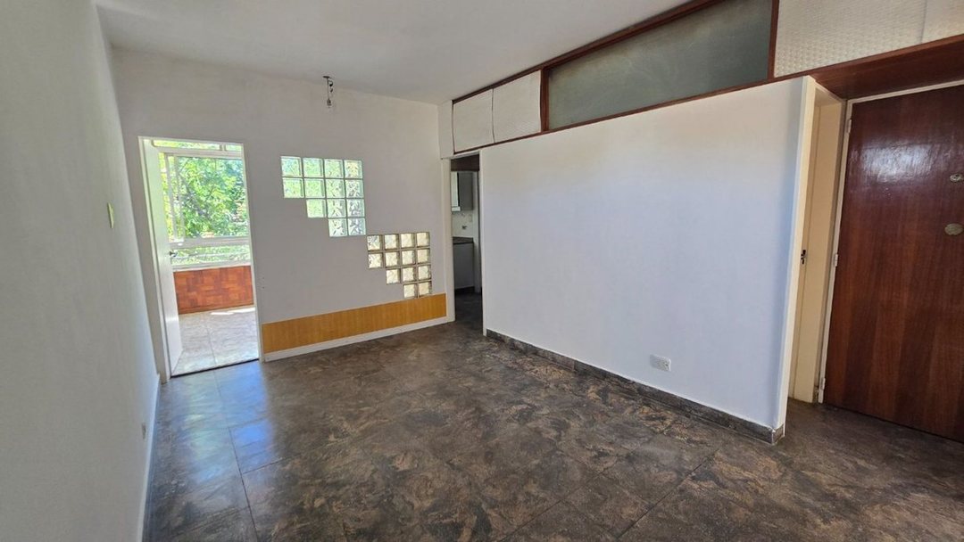 Venta luminoso depto. 2 amb. en Villa del Parque