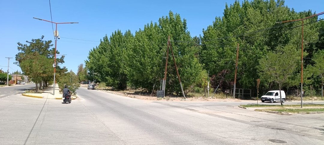 Lote 391 m2 todos los servicios, Plaza Huincul
