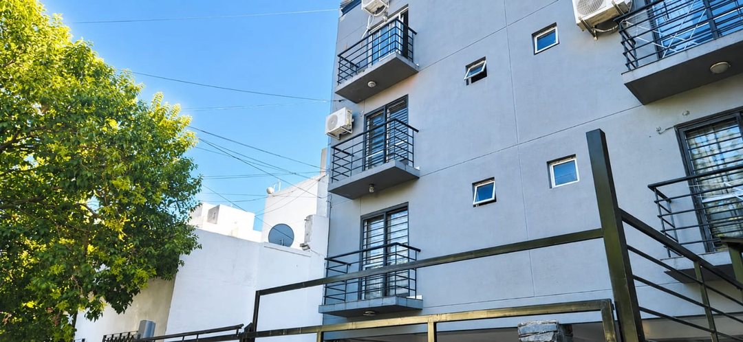 VENTA DEPTO 2 AMBIENTES CASTELAR APTO CREDITO