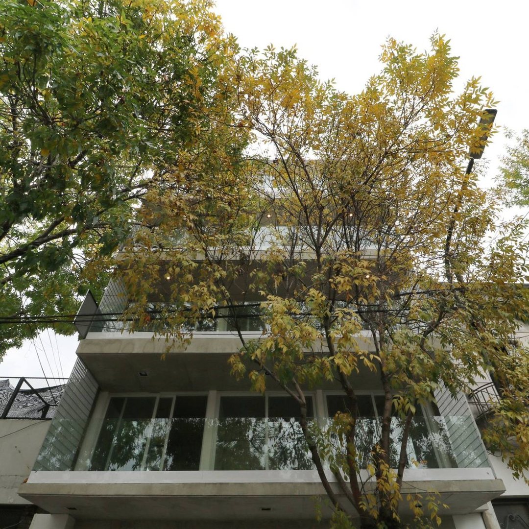 Monoambiente con balcón francés a estrenar
