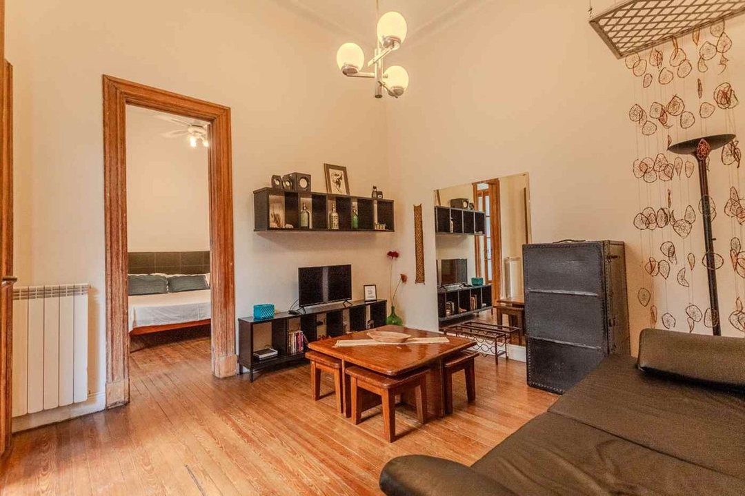 VENTA Excelente Depto. 2 Ambientes en "SAN TELMO"