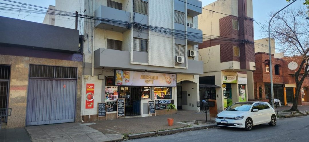 SE VENDE LOCAL COMERCIAL IDEAL PARA INVERSIÓN