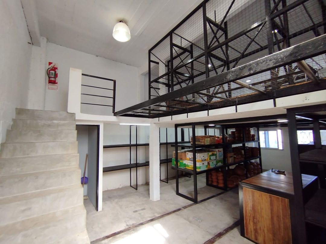 LOCAL o DEPÓSITO EN VENTA TOTALMENTE REFACCIONADO