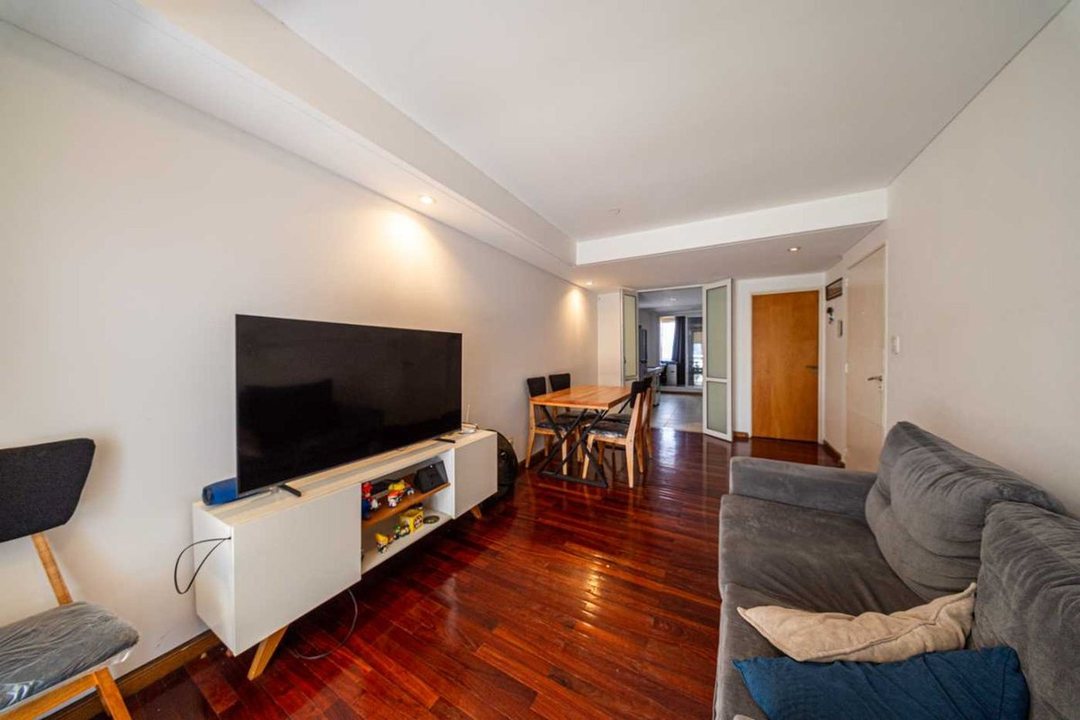 VENTA SEMIPISO CON BALCON 1 DORMITORIO ZONA RIO !!
