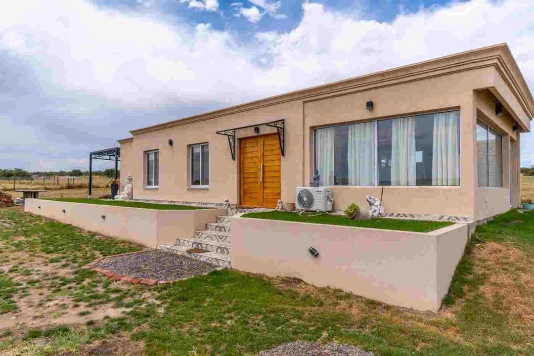 Casa moderna en venta en La Huella!!