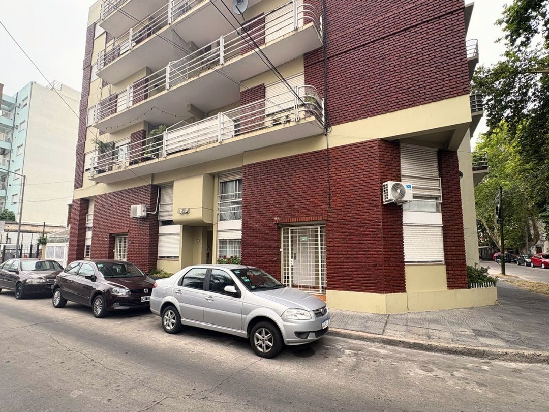 VENTA DPTO 3 AMB EN VILLA BALLESTER CON LOCACION
