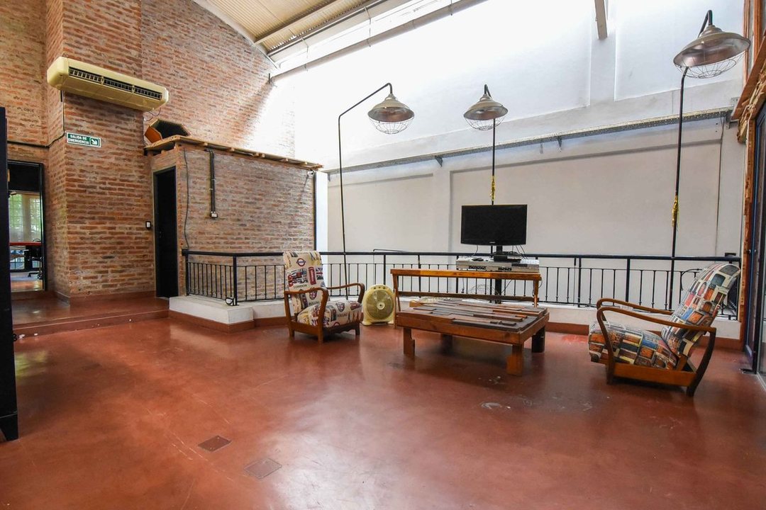 VENTA OFICINA 800 M2 ALMAGRO