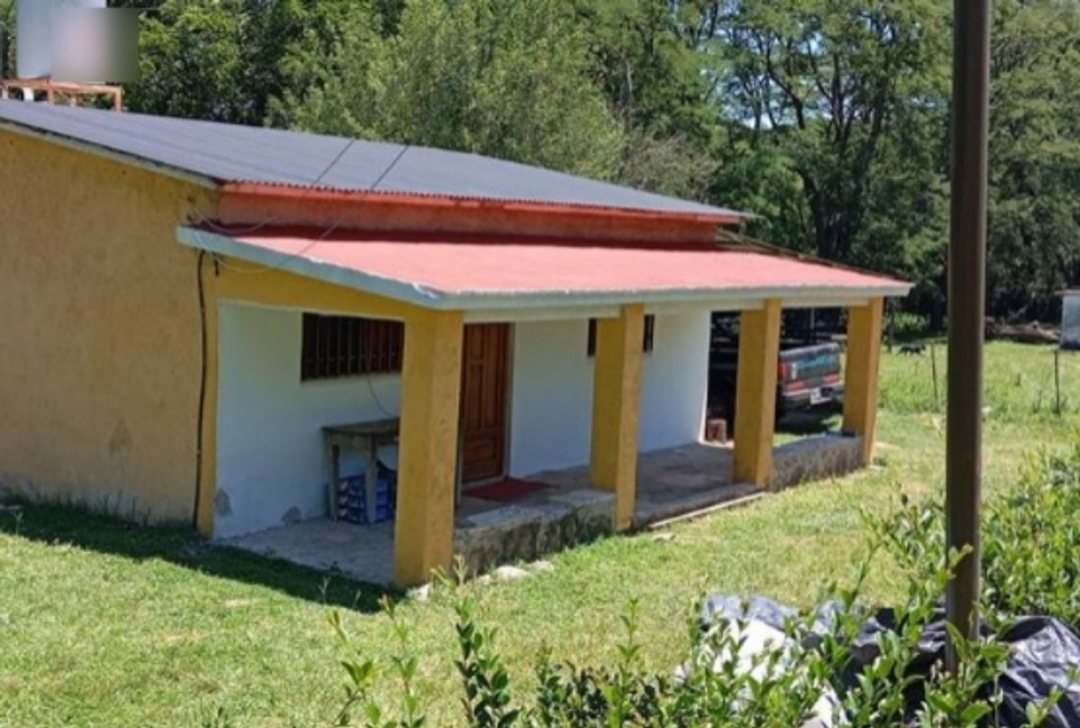 CASA 2 DORMITORIOS EN CAPILLA VIEJA LOS REARTES
