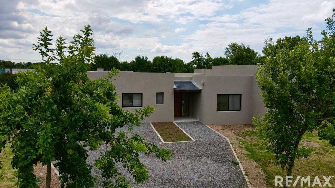 Venta casa a estrenar en Altos de Manzanares