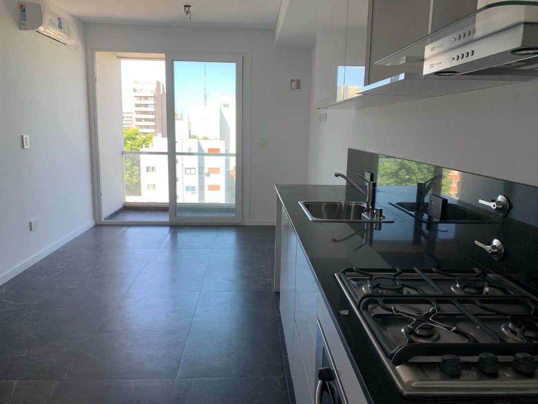 DEPTO 3 AMB VENTA MATADEROS BALCÓN OPC/COCHERA