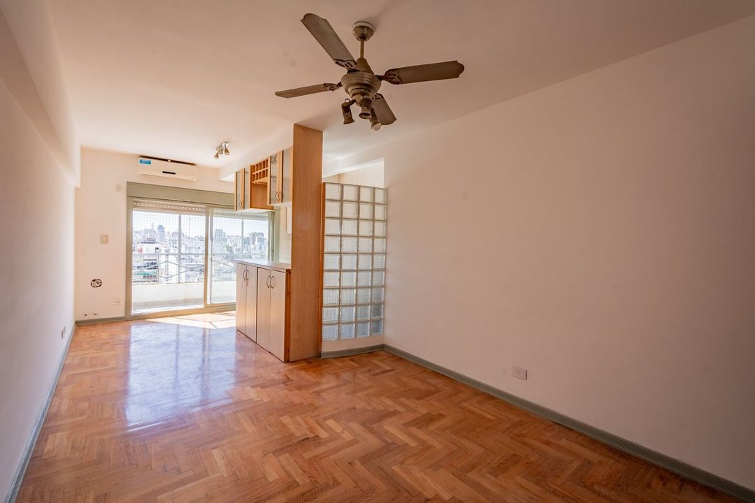 VENTA- 2 amb. con garage. APTO CRÉDITO - ALMAGRO