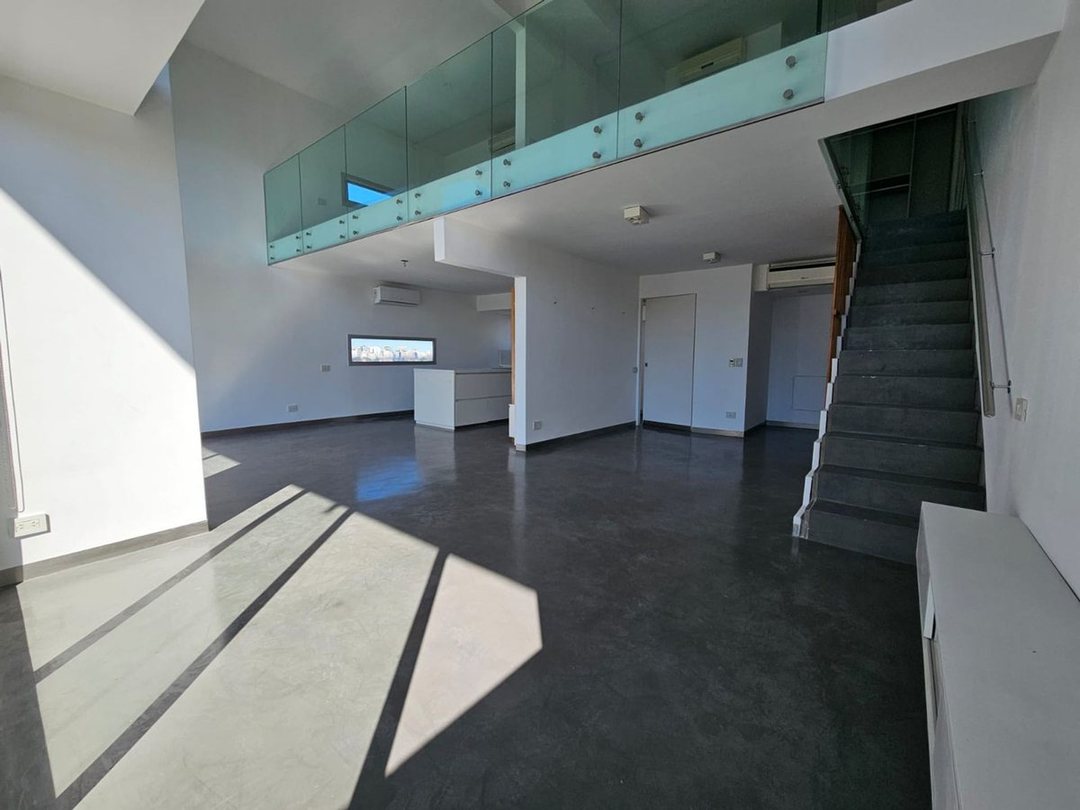 VENTA DUPLEX 3 AMB TERRAZA PISO ALTO COCHERA