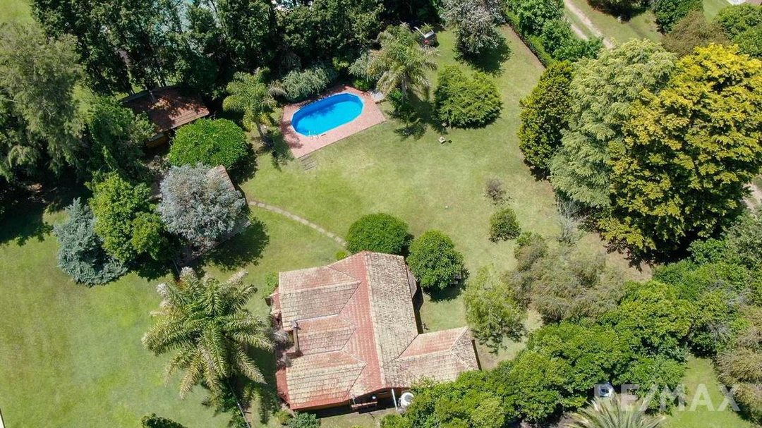 VENTA CASA 6 AMBIENTES CON PILETA EL REMANSO