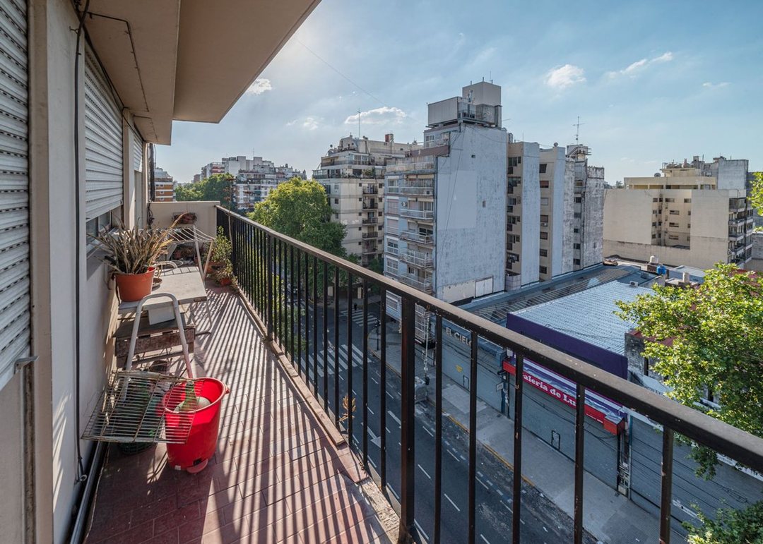 venta departamento 4 amb   Flores