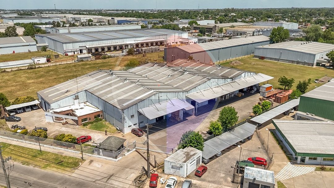 VENTA GALPON/DEPOSITO INDUSTRIAL 3300 m2, GARIN