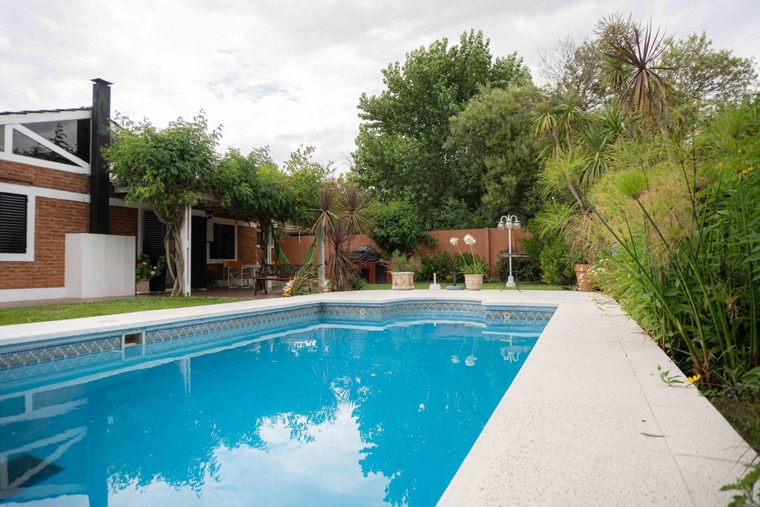 CASA EN VENTA EN CITY BELL