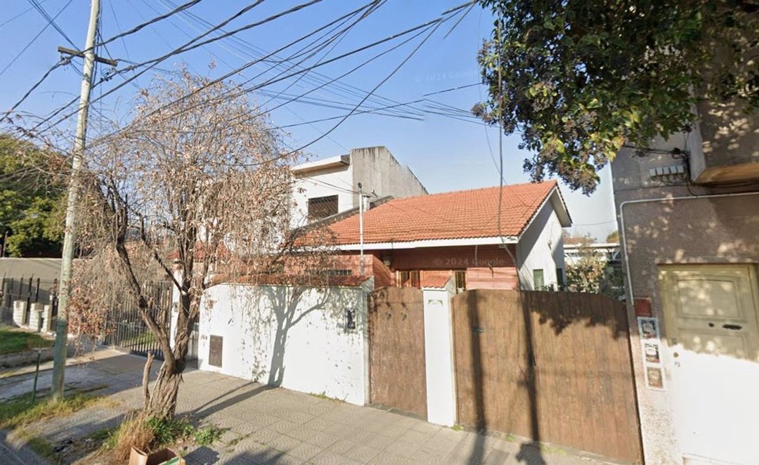 Venta dto 4 ambientes con balcón 170 cuotas