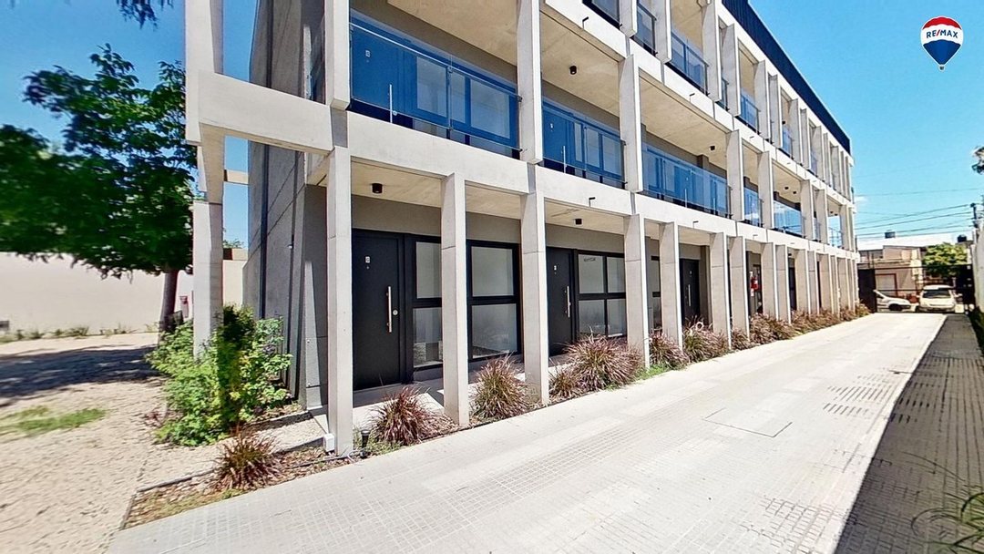 VENTA DEPARTAMENTO 2 AMBIENTES C/ PATIO A ESTRENAR