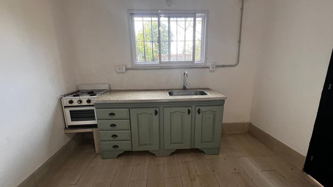 MONOAMBIENTE EN VENTA BERAZATEGUI