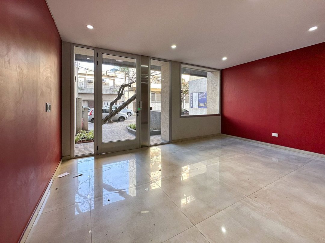 Semi piso de 2 ambientes con balcón a estrenar!