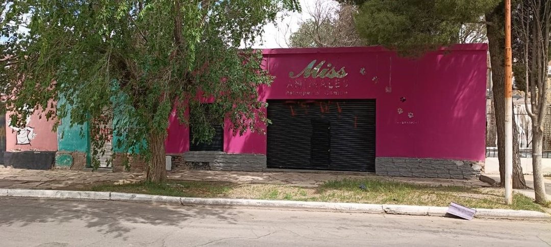 LOTE 703 M2 CONSTRUCCIÓN ANTIGUA CENTRO CUTRAL CO