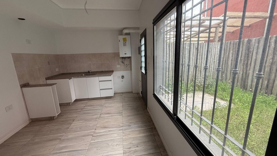 A ESTRENAR Dúplex 2 Amb. a Estrenar con Jardín.
