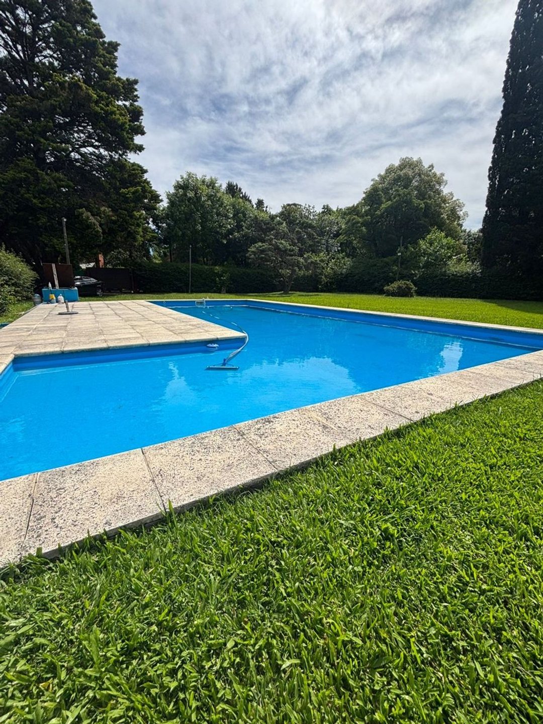 INVERSION SEGURA: Quinta con 2 Viviendas y Piscina