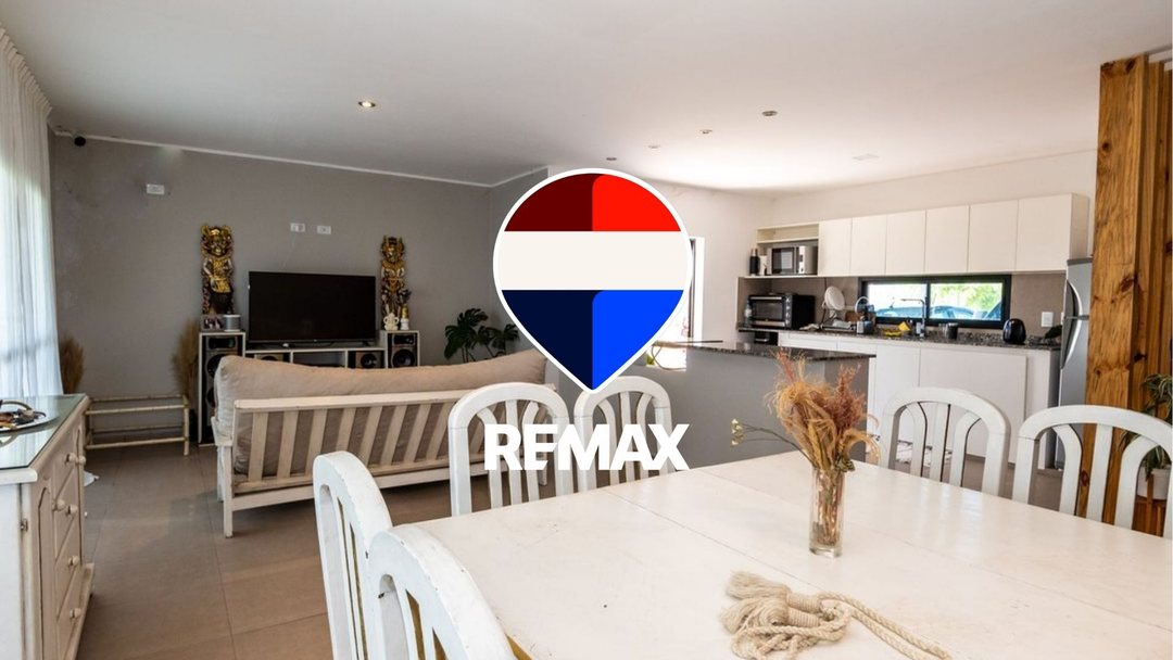 CASA VENTA O PERMUTA B° PRIVADO LA VERBENA