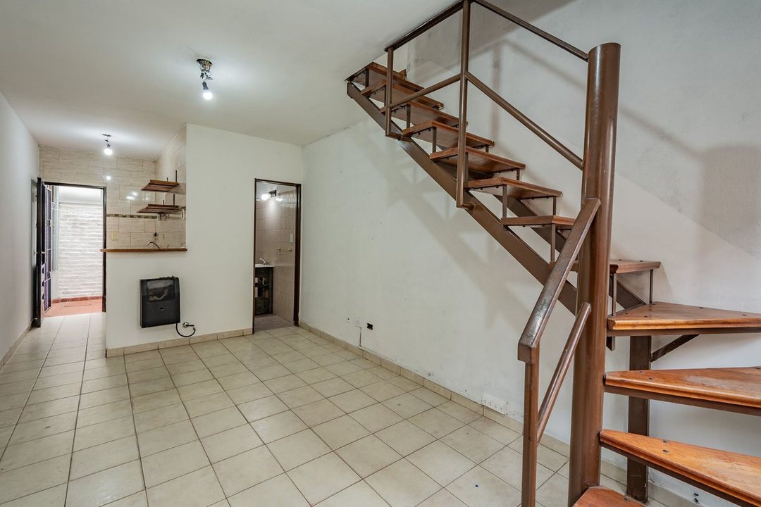 DEPTO TIPO DUPLEX 4 AMB -RAMOS MEJIA-NUEVO VALOR!!