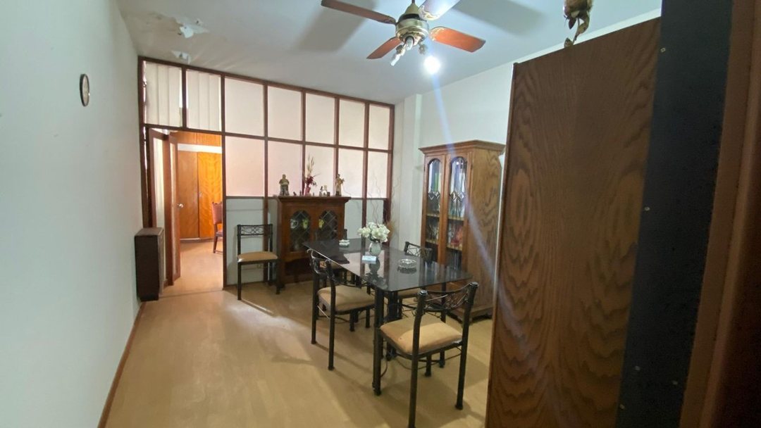 VENTA OFICINA 1 PISO CENTRO DE MORON