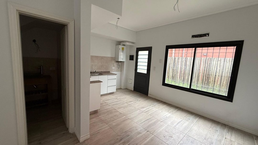 VENTA.Dúplex 3 amb con jardín en Casas del Pilar