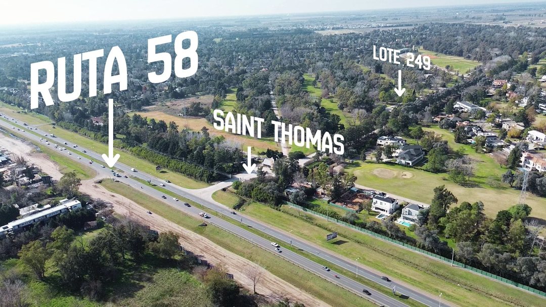 LOTE 833M2 EN VENTA EN SAINT THOMAS CENTRO PERMUTA