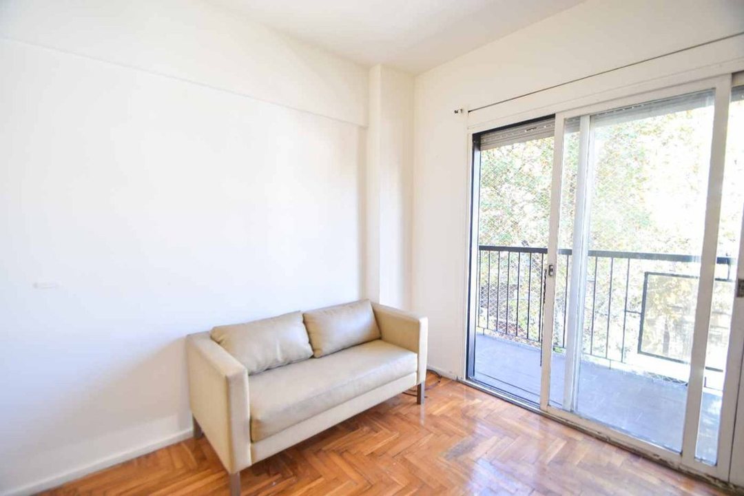 VENTA 4 AMBIENTES CON BALCON FRENTE