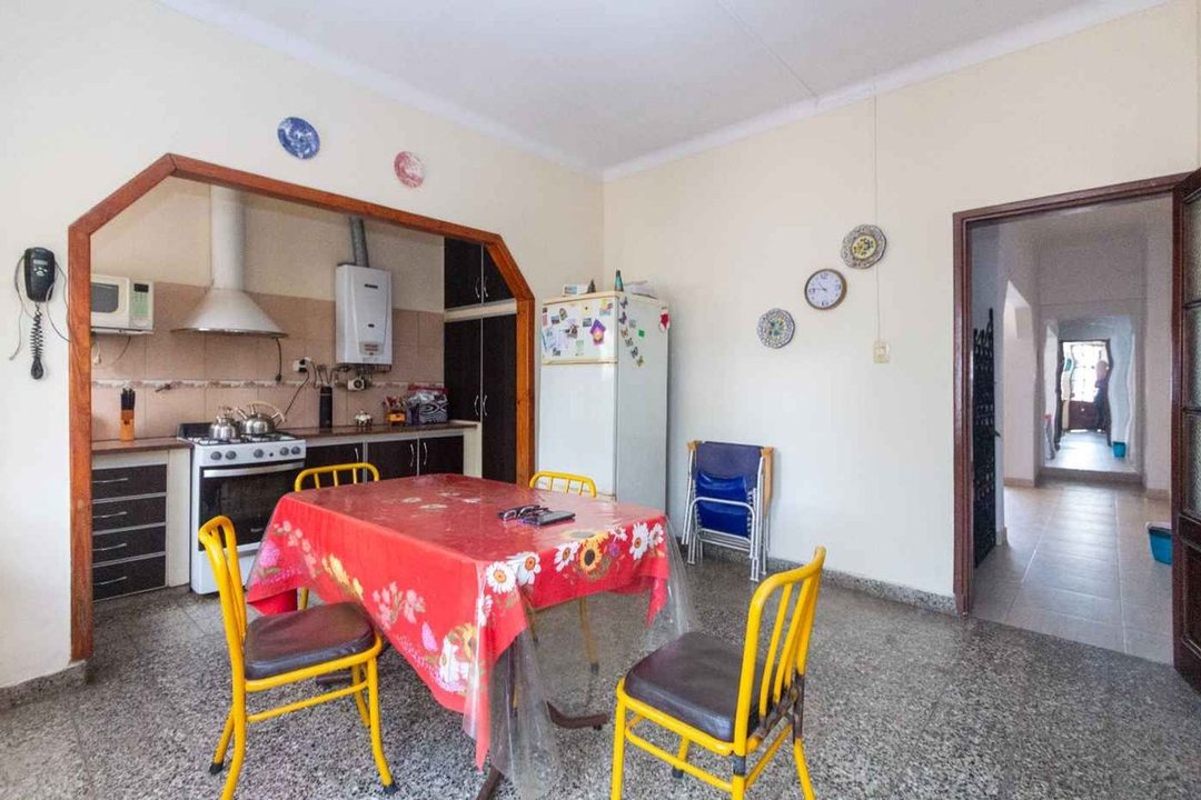 PH 4 AMBIENTES CON PATIO EN PLANTA BAJA