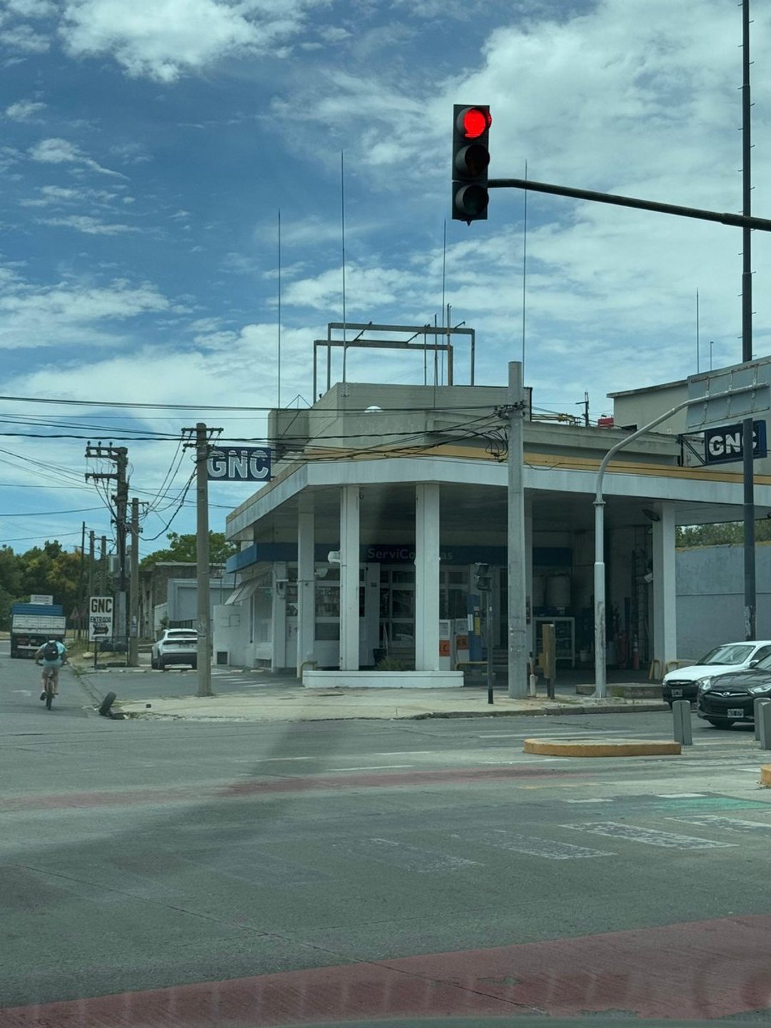 VENTA ESTACION DE SERVICIO GAS HAEDO AMPLIA FINAC.