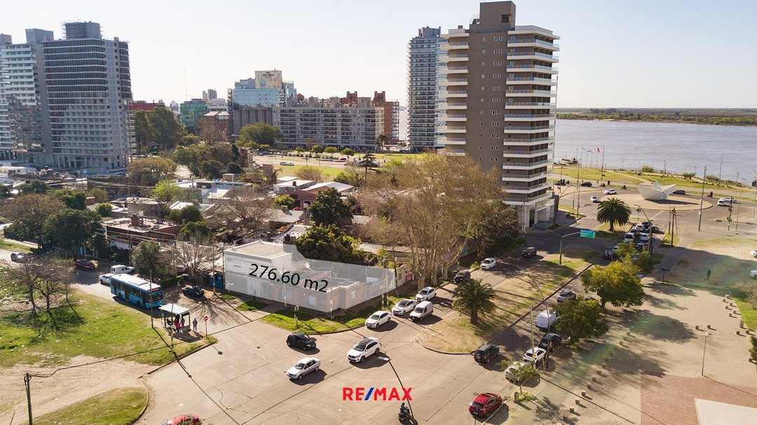 LOTE - CONSTRUCTORA EN VENTA ESQUINA FRANCIA/JUNIN